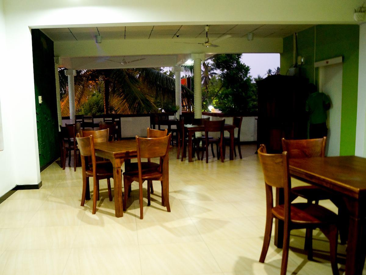 Sayurima Beach Hotel Ahangama Zewnętrze zdjęcie