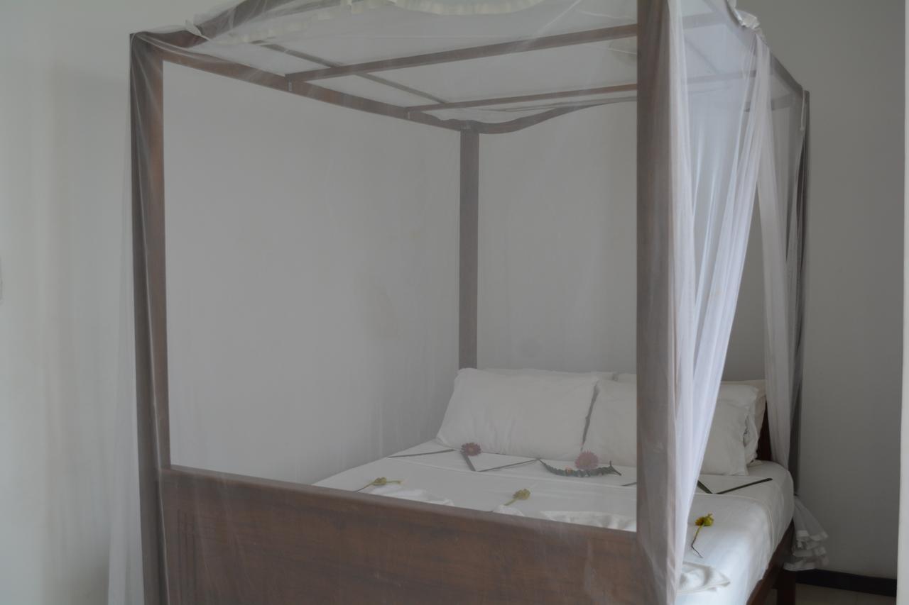 Sayurima Beach Hotel Ahangama Zewnętrze zdjęcie
