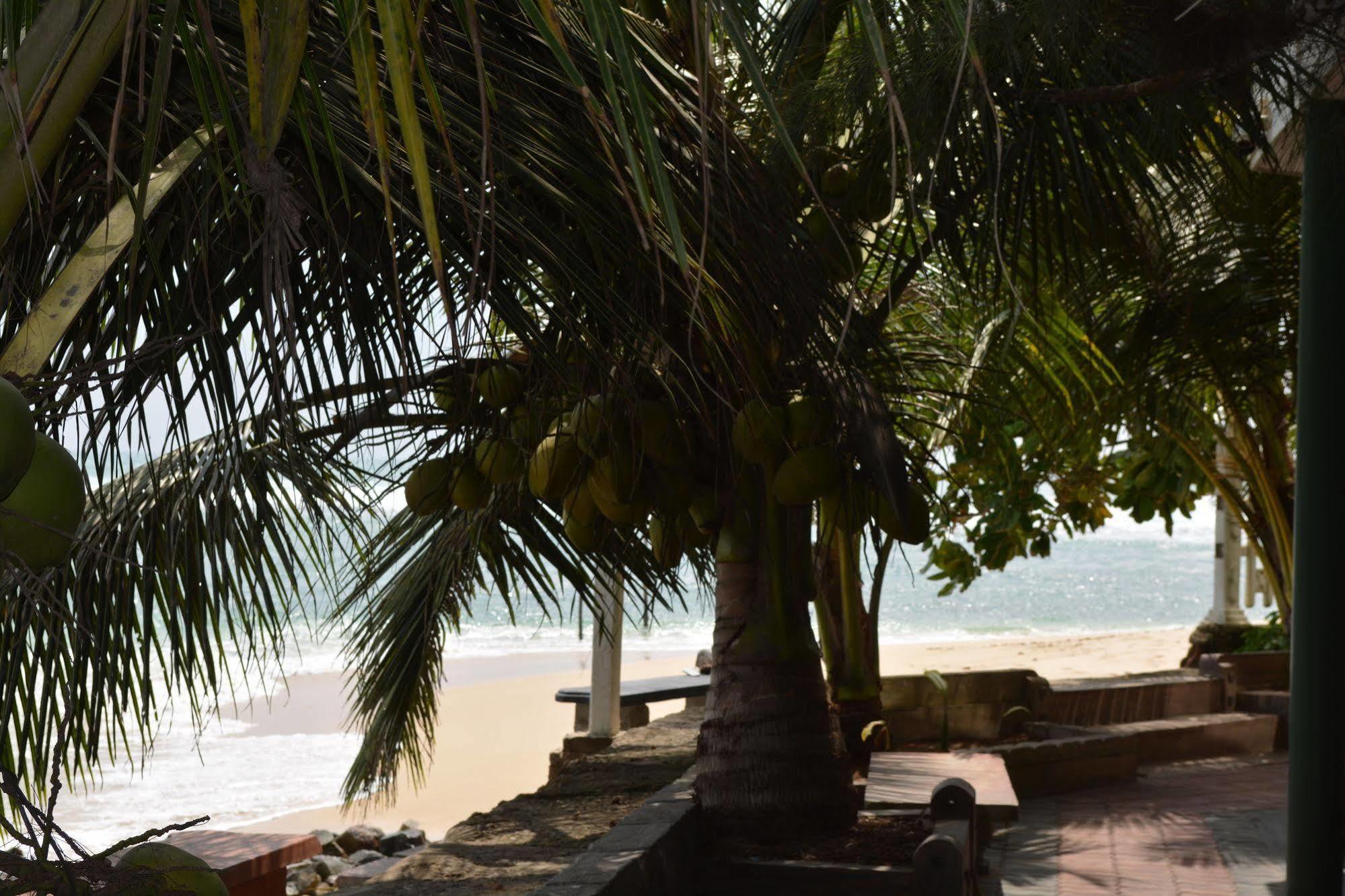 Sayurima Beach Hotel Ahangama Zewnętrze zdjęcie